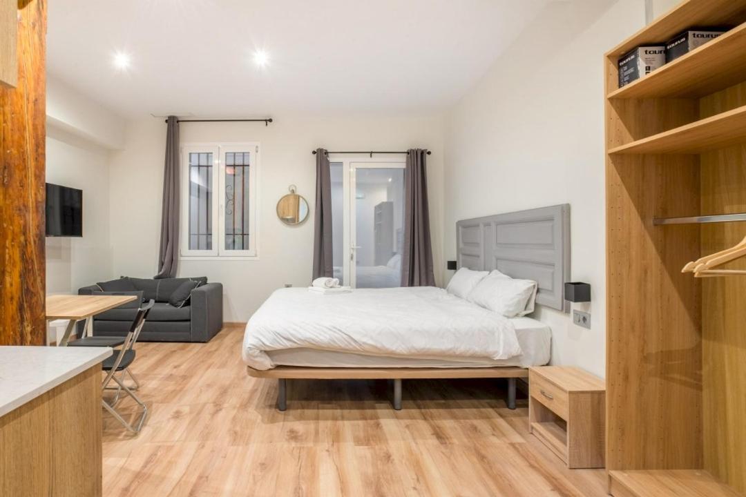 1 Bedroom 1 Bathroom Furnished - Justicia - Cozy - Mintystay Madrid Exterior foto